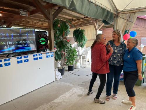 f5b1adf8-9046-42c5-a546-e00a57043074